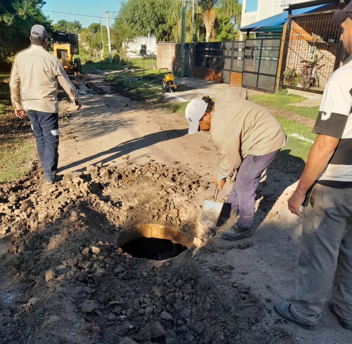 Santa Elena avanza con obras, mejoras en barrios y espacios públicos